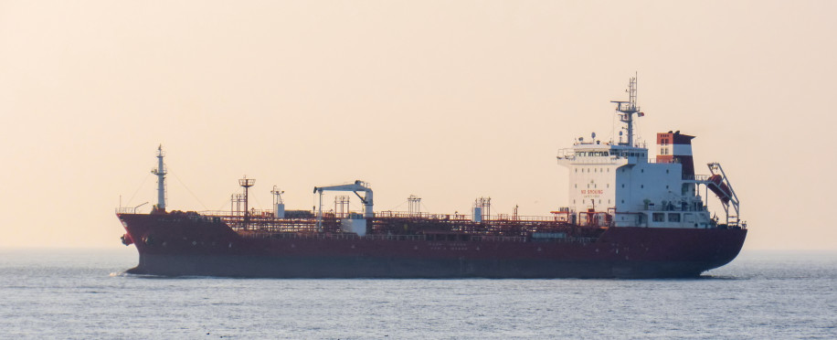 Essentials of Handling Dry Bulk Cargo: Techniques and Challenges