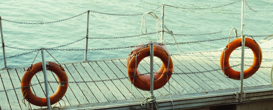 Hydrostatic Release Units: A Lifeline in Maritime Emergencies