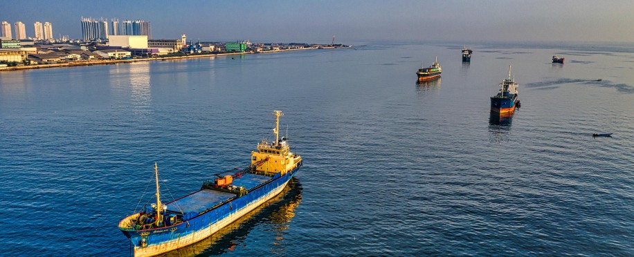 maritime safety courses in London